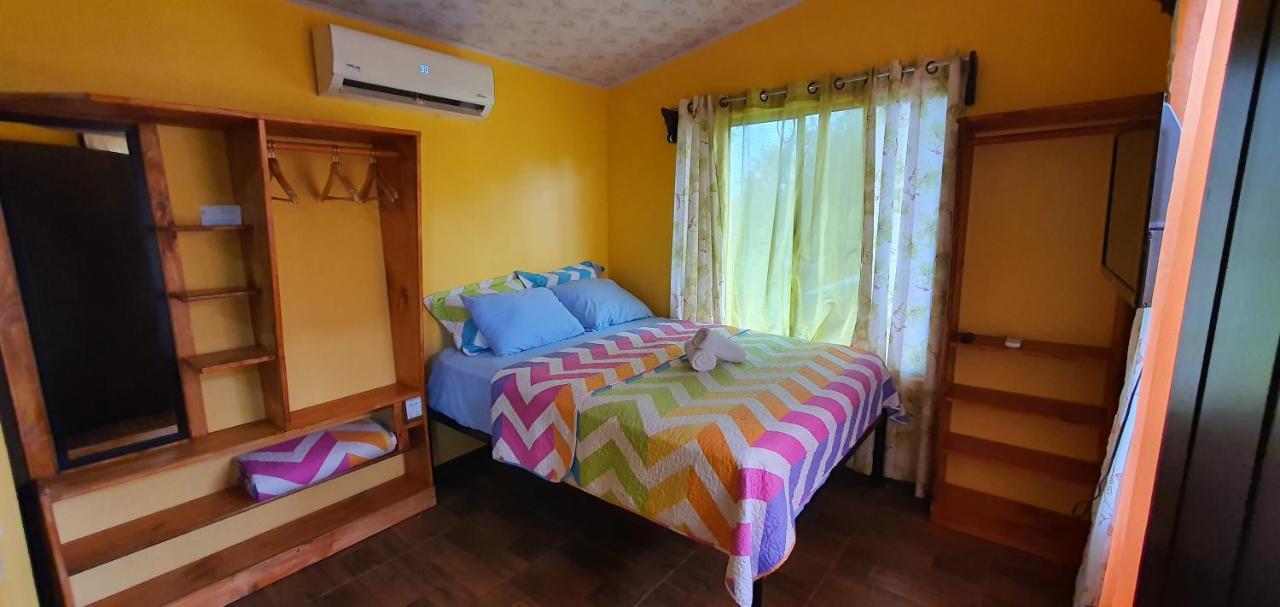 Tio King Hospedaje Turistico Uvita Exteriér fotografie